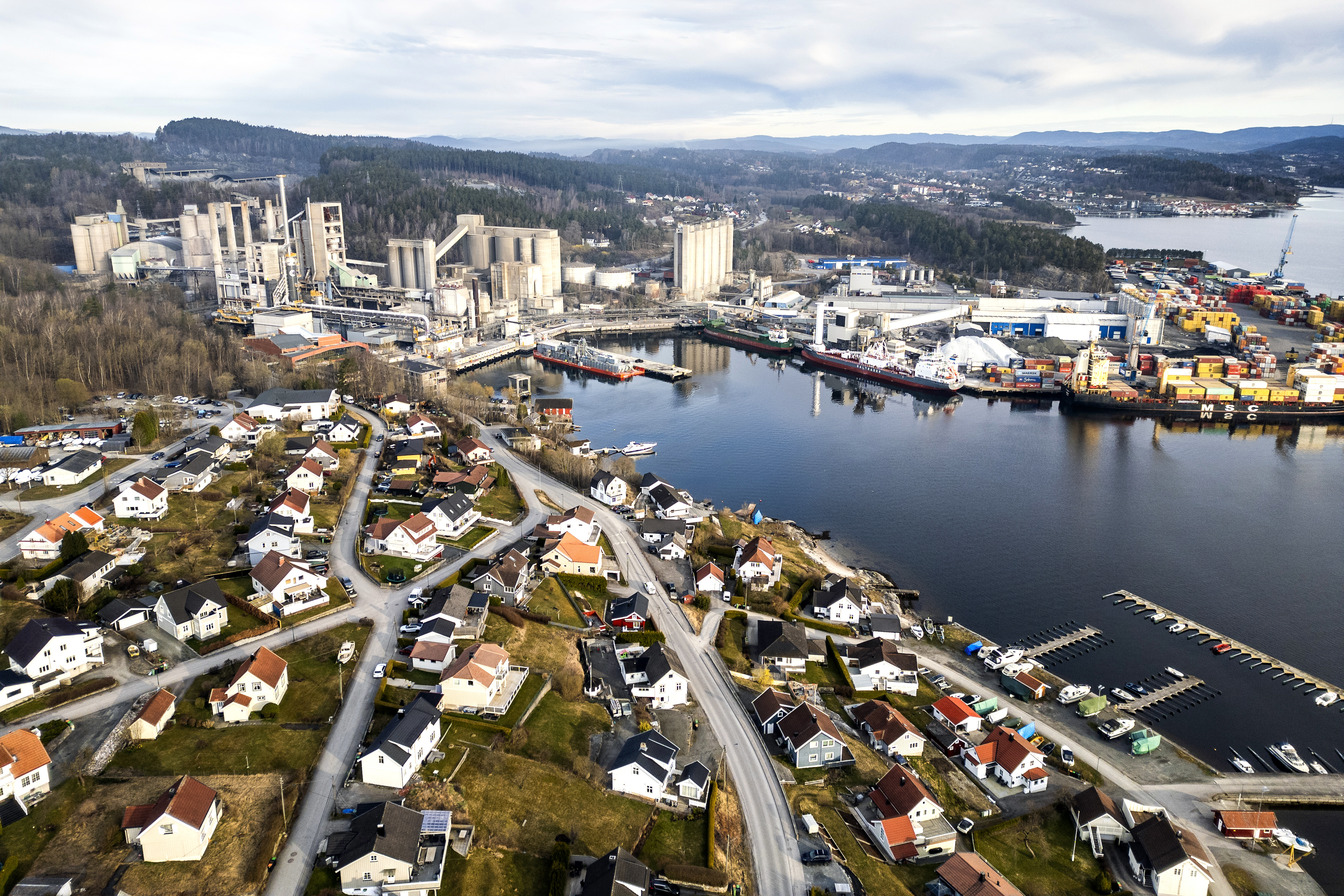 Heidelberg Materialsi tsemenditehas Eidangeri fjordi ääres